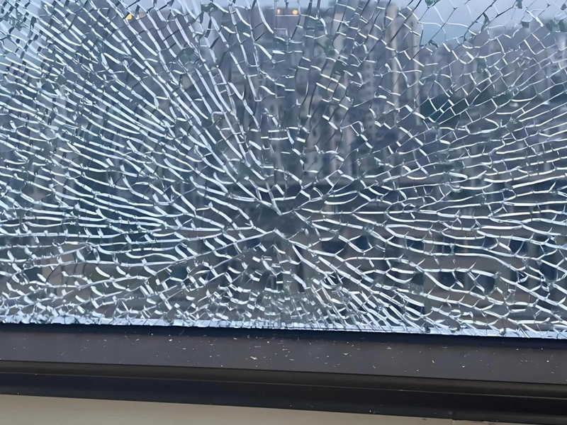 The Reason of Spontaneous Breakage of Tempered Glass